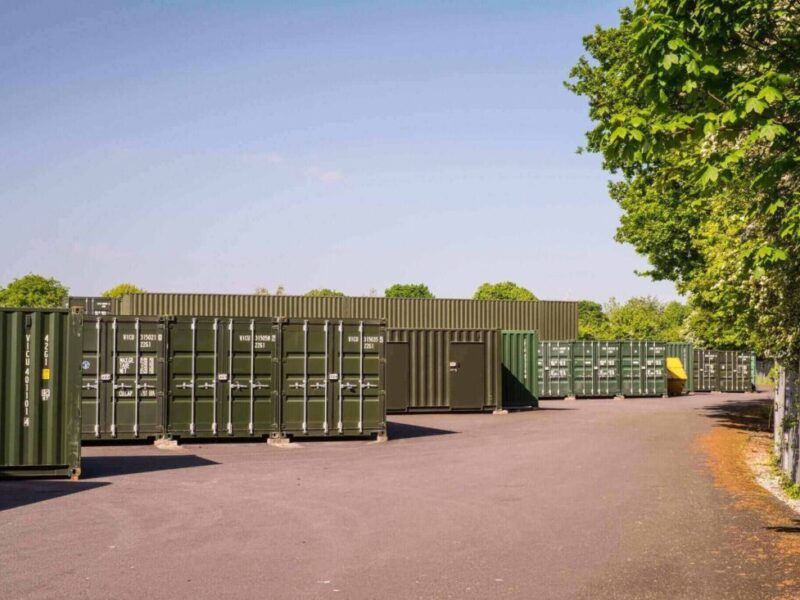 Storage units in storage business