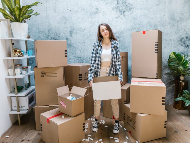 girl packing up things